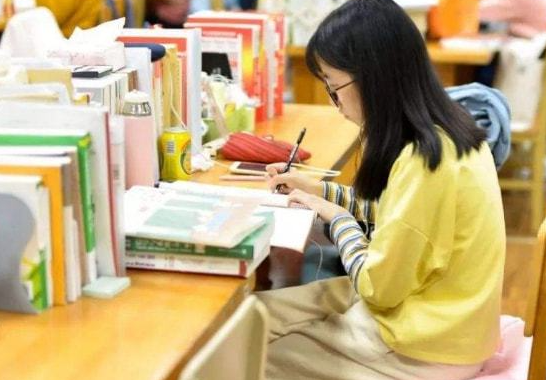 注冊(cè)安全工程師考試難不難？用不用報(bào)班？